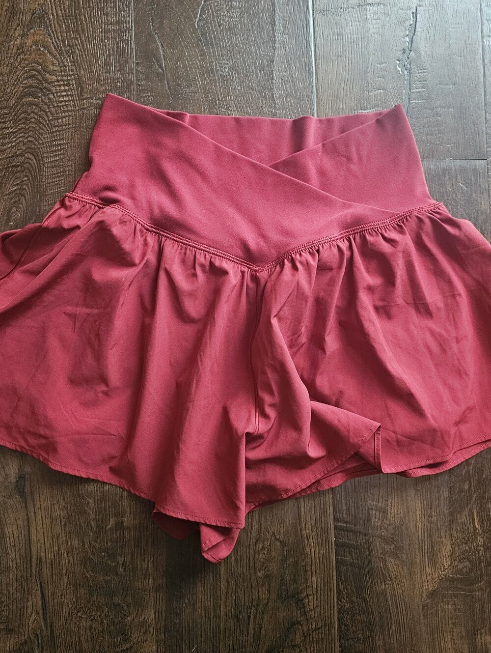 OFFLINE by Aerie Real Me Crossover Flowy Shorts, size small - EUC